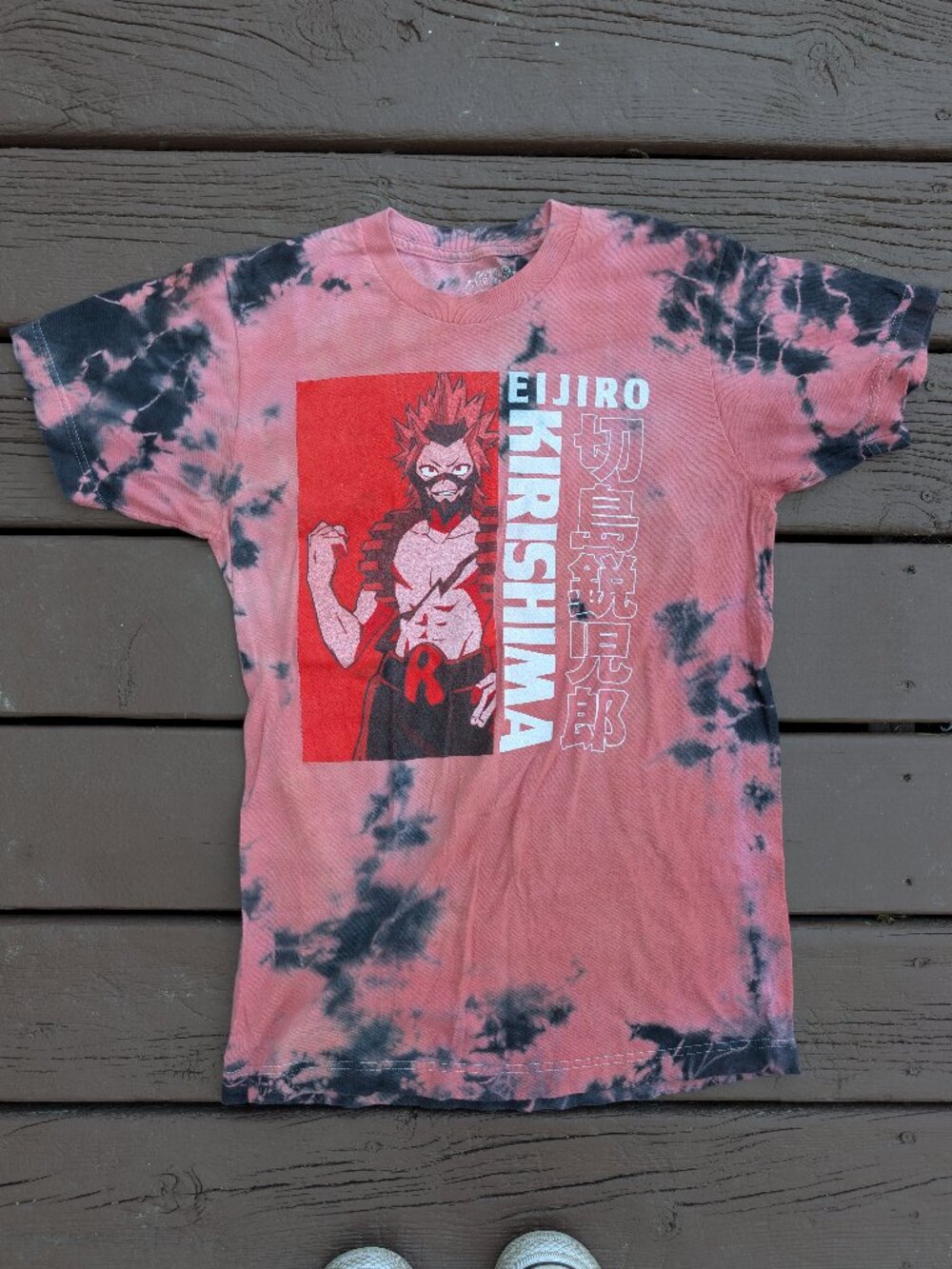 Show off your love for My Hero Academia with this bold Eijiro Kirishima graphic